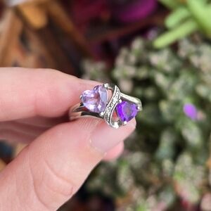 Elegant Silver Amethyst Ring
